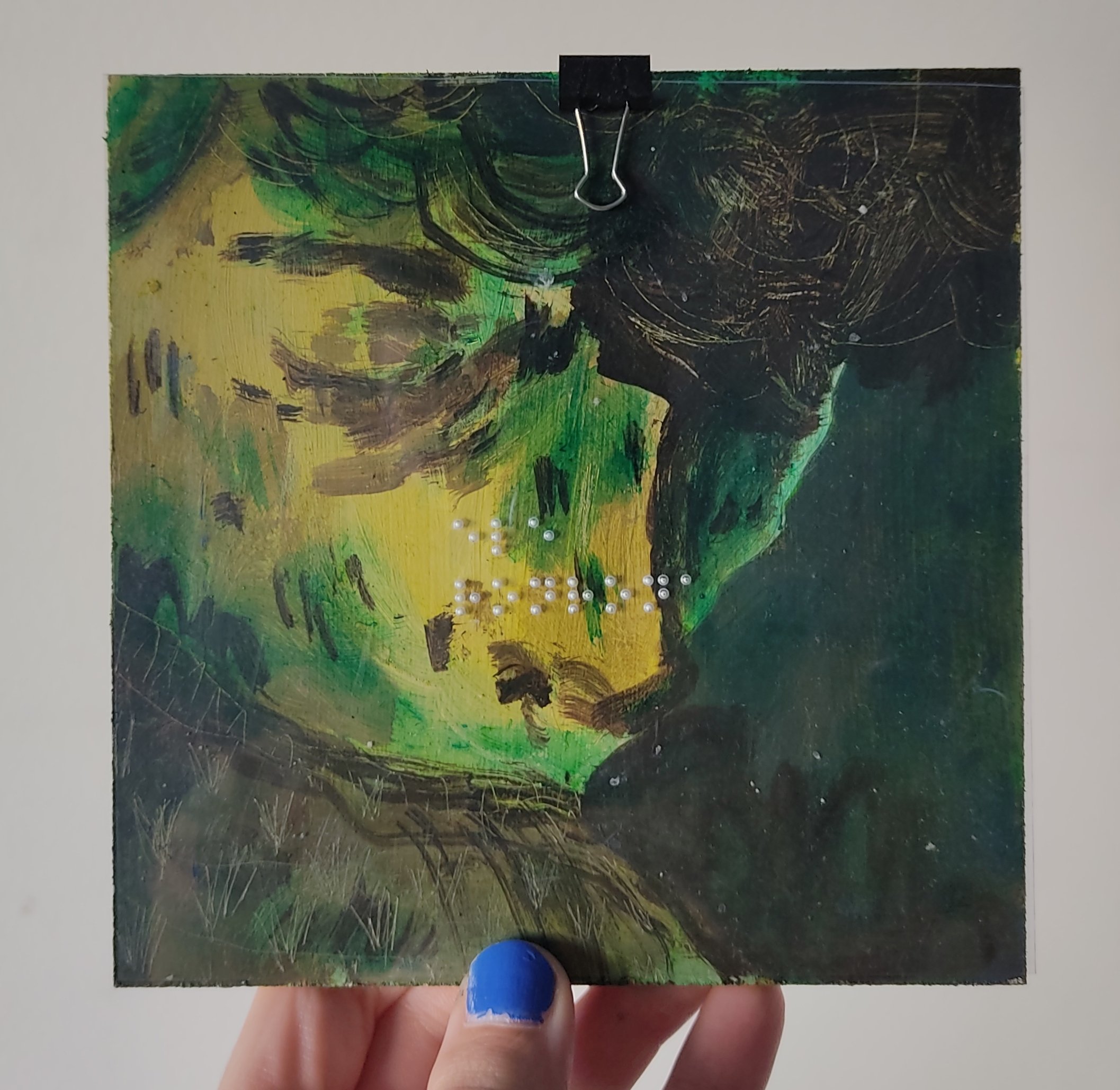 Ronronar. 2022. Pintura e acetato com relevo de braille sobre mdf. 15x15cm. Pintura. [2115x2058px]